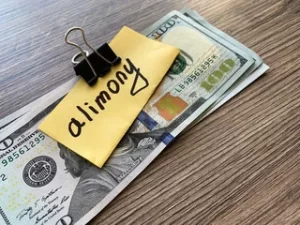 alimony 300x225 Fairview Heights, IL Divorce Lawyer
